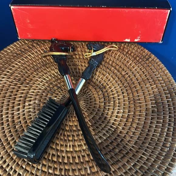New in Box Vintage Hard Plastic Black Horse Head Shoe Horn and Brush Set - Picture 7 of 7